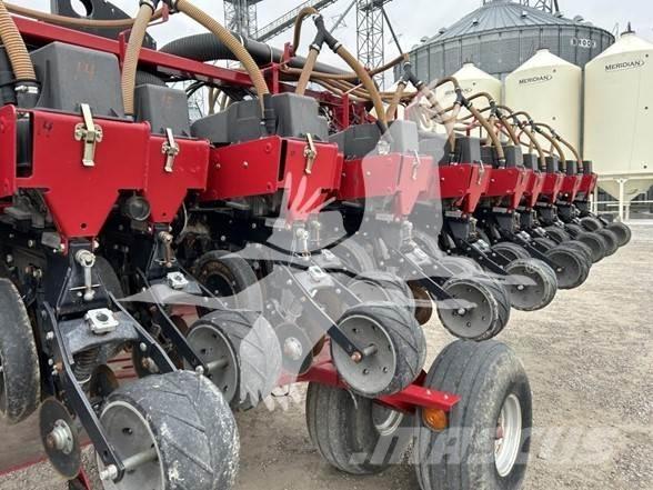 Case IH 1200 Сажалки