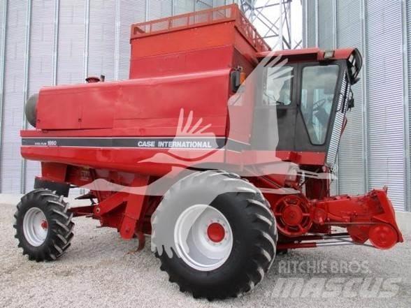 Case IH 1660 Зерноуборочные комбайны