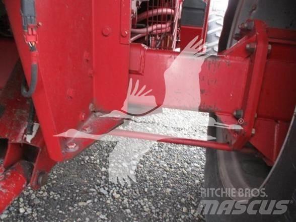 Case IH 2388 Зерноуборочные комбайны