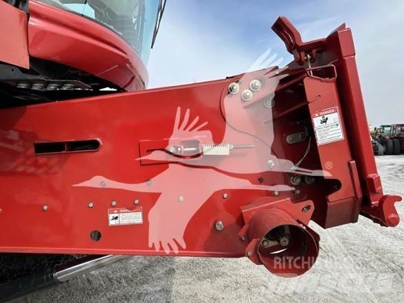 Case IH 7010 Зерноуборочные комбайны