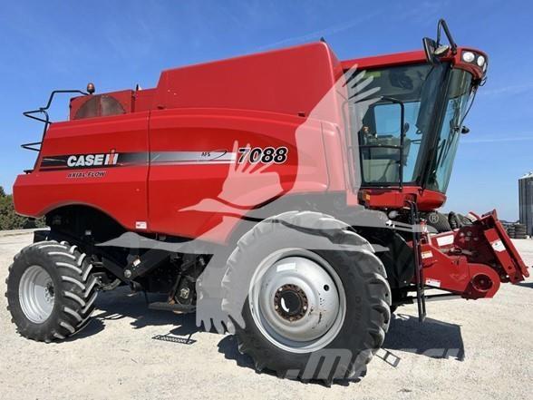 Case IH 7088 Зерноуборочные комбайны