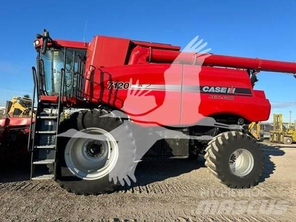 Case IH 7120 Зерноуборочные комбайны