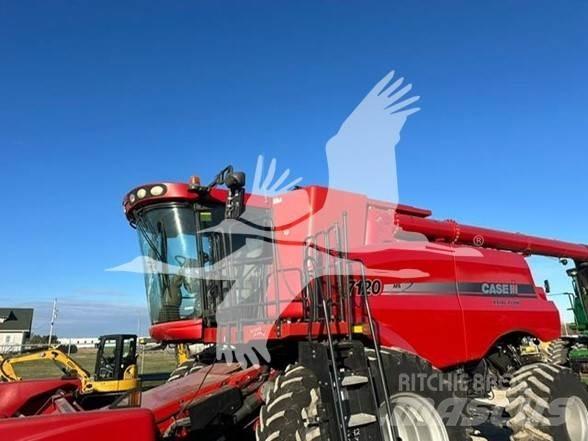 Case IH 7120 Зерноуборочные комбайны