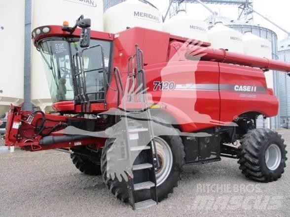 Case IH 7120 Зерноуборочные комбайны