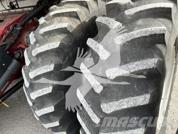 Case IH 7120 Зерноуборочные комбайны