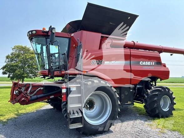 Case IH 8120 Зерноуборочные комбайны