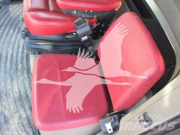 Case IH 8240 Зерноуборочные комбайны