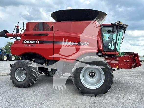 Case IH 8240 Зерноуборочные комбайны