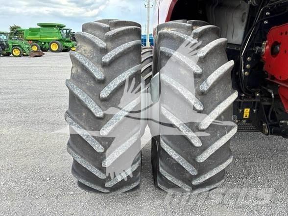 Case IH 8240 Зерноуборочные комбайны