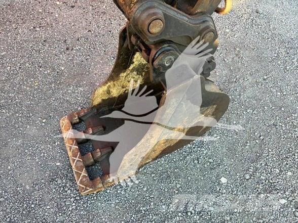 CAT 303.5E2 CR Мини-экскаваторы