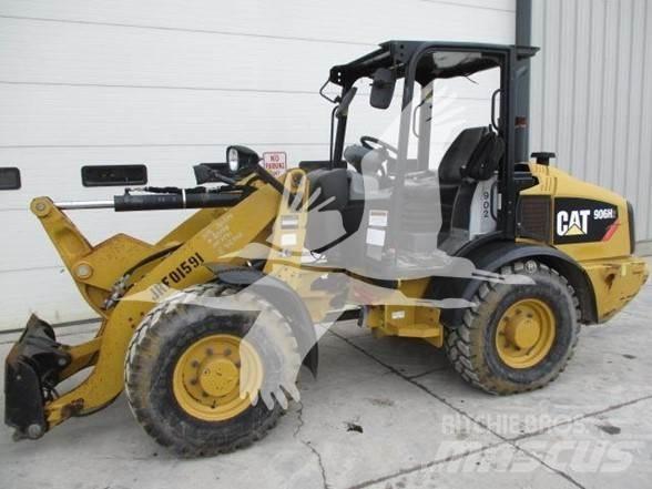 CAT 906H2 Фронтальные погрузчики