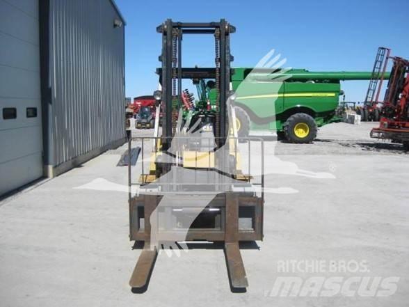 CAT DP40KL Дизельные погрузчики