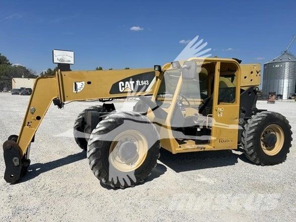 CAT TL943 Телескопические погрузчики