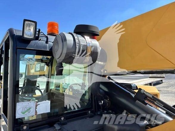 CAT TL943C Телескопические погрузчики