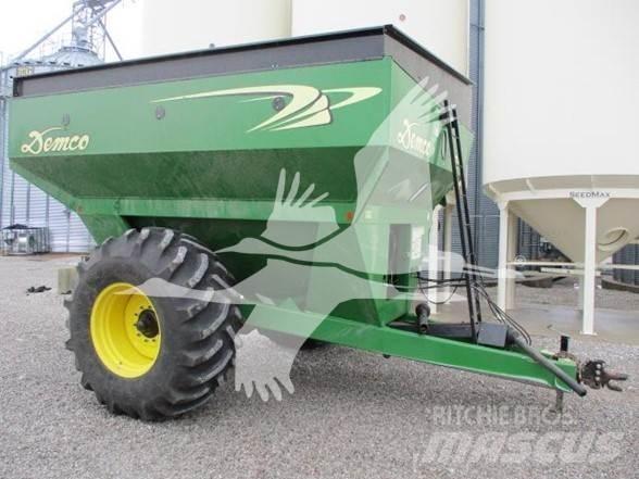 Demco 750 Прицепы перегрузчики зерна