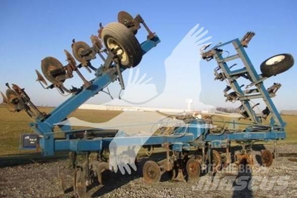 DMI 3200 Строительная техника - Другие