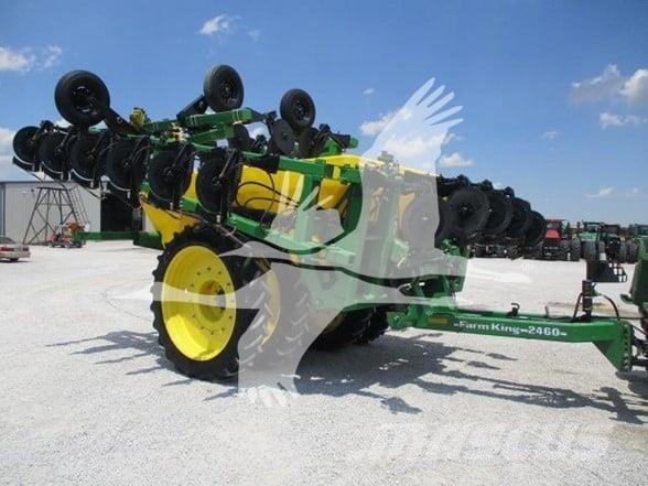 Farm King 2460 Разбрасыватели минеральных удобрений