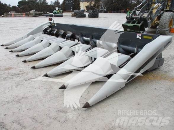 Gleaner 3000 Жатки