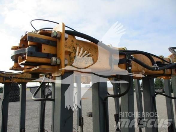 Hagie NTB16 Разбрасыватели минеральных удобрений