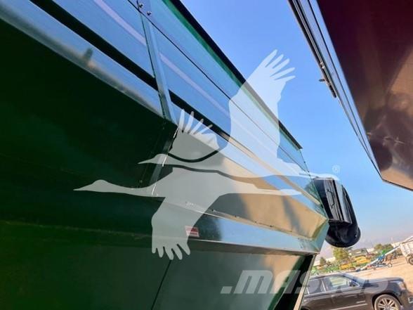 J&M 1151-22S Прицепы перегрузчики зерна