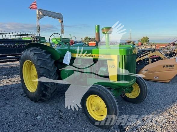 John Deere 820 Трактора