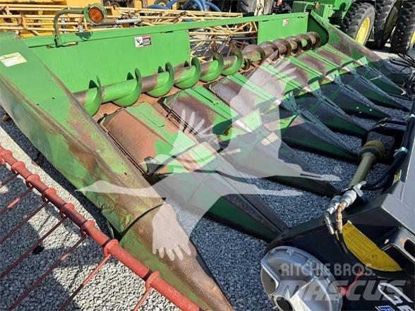 John Deere 843 Жатки