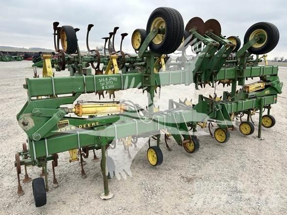 John Deere 85 Гребнеобразователи