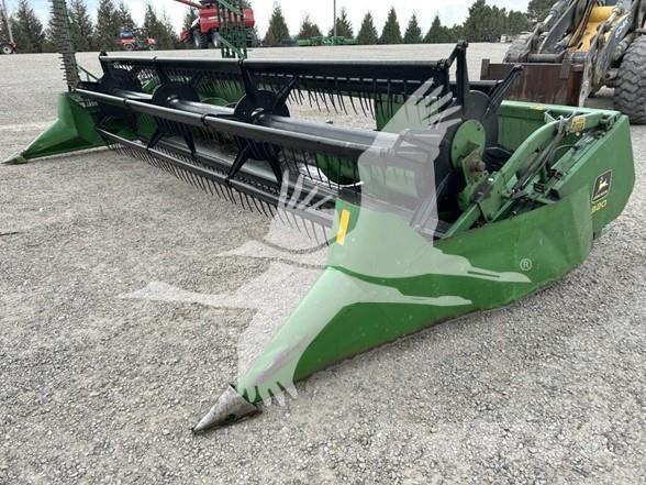 John Deere 920 Жатки
