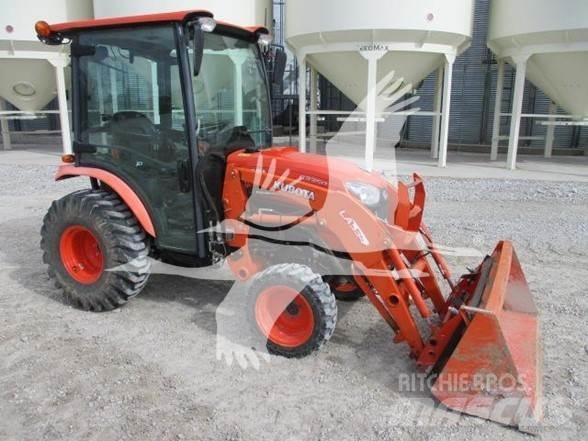 Kubota B3350 Трактора