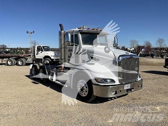 Peterbilt 384 Седельные тягачи