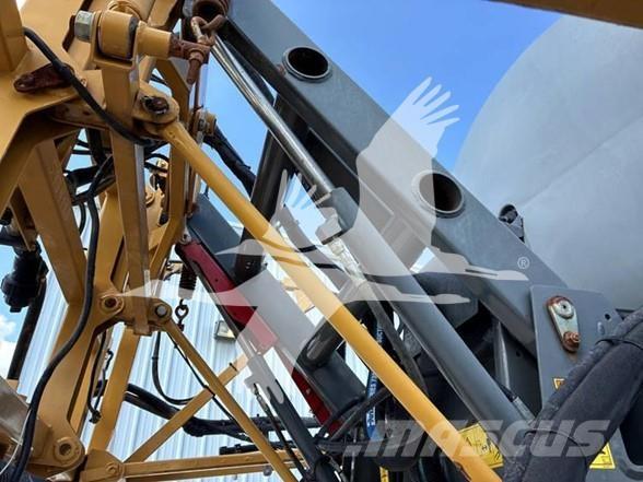 RoGator RG700 Самоходные опрыскиватели