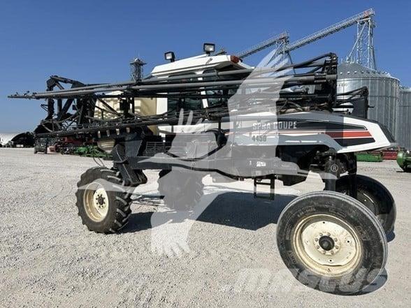 SpraCoupe 4450 Самоходные опрыскиватели