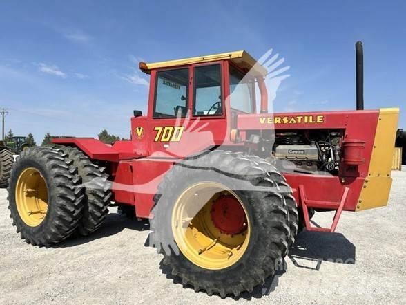 Versatile 700 Трактора