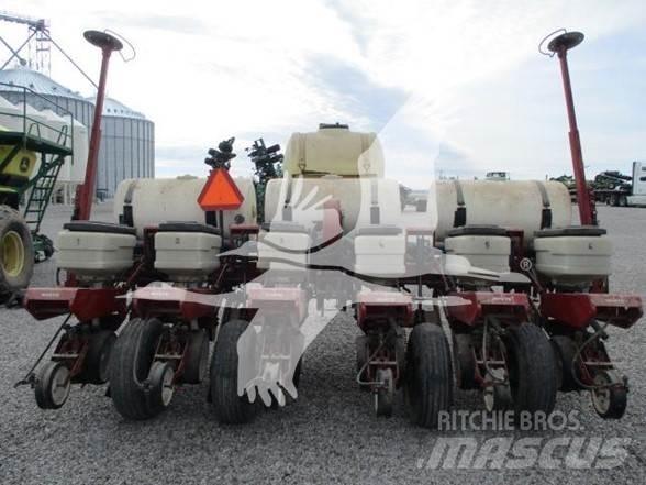 White 6100 Сажалки