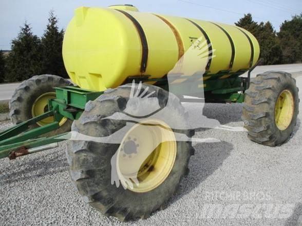 YETTER 1600 Разбрасыватели минеральных удобрений