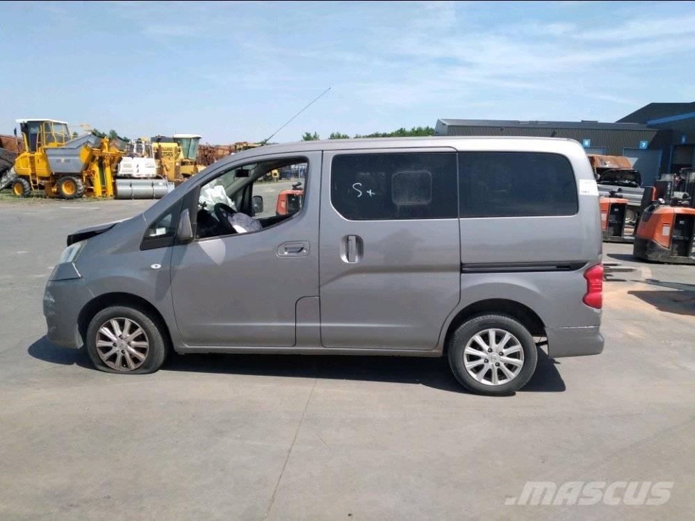 Nissan NV 200 Изотермический фургон