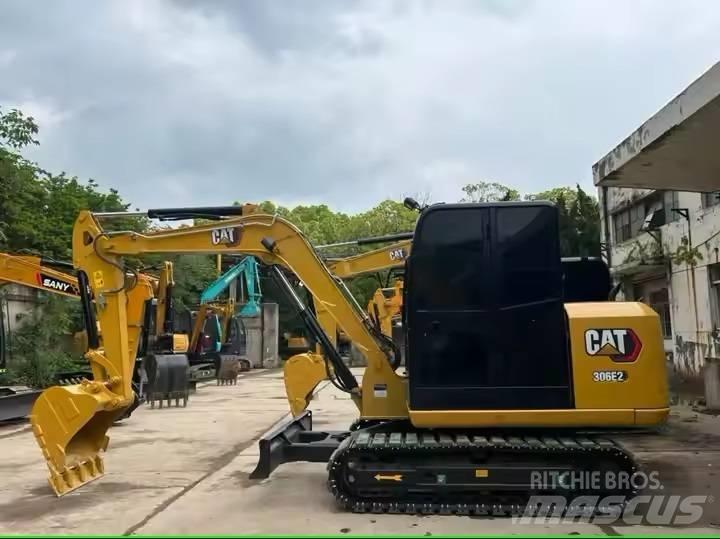 CAT 306 E2 Мини-экскаваторы