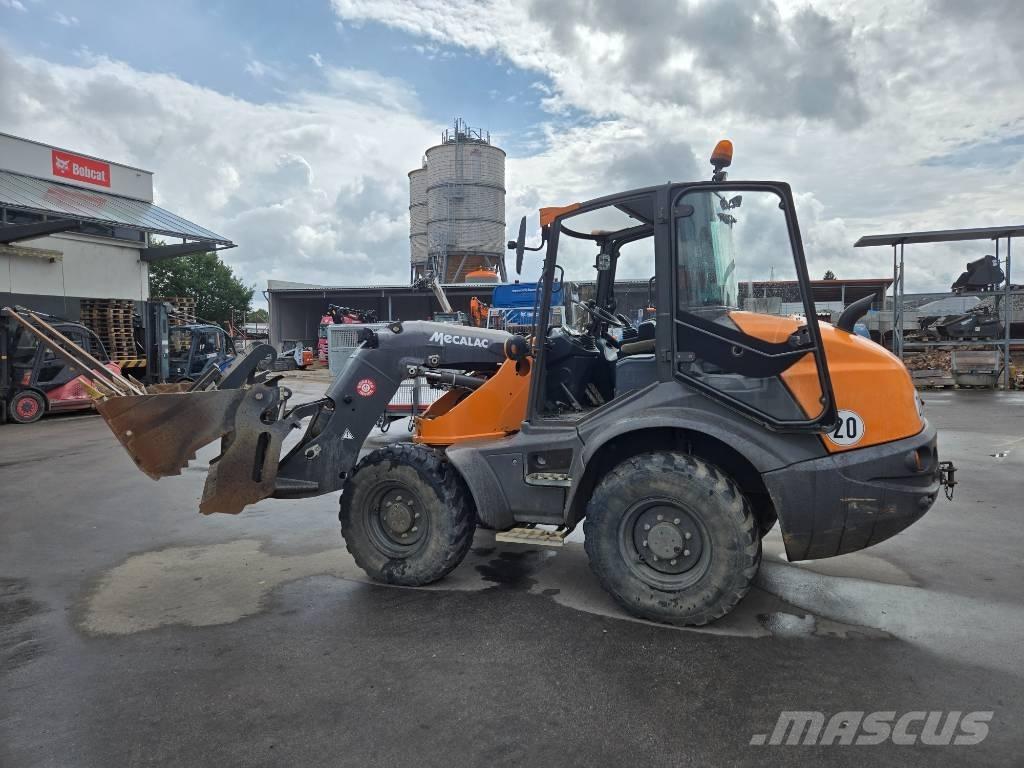 Mecalac AS 700 Фронтальные погрузчики