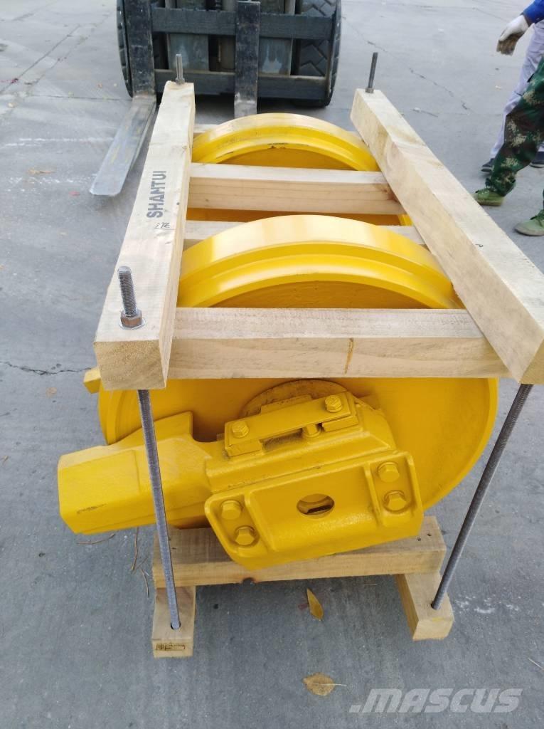 Komatsu D85E-18 Гусеницы и цепи