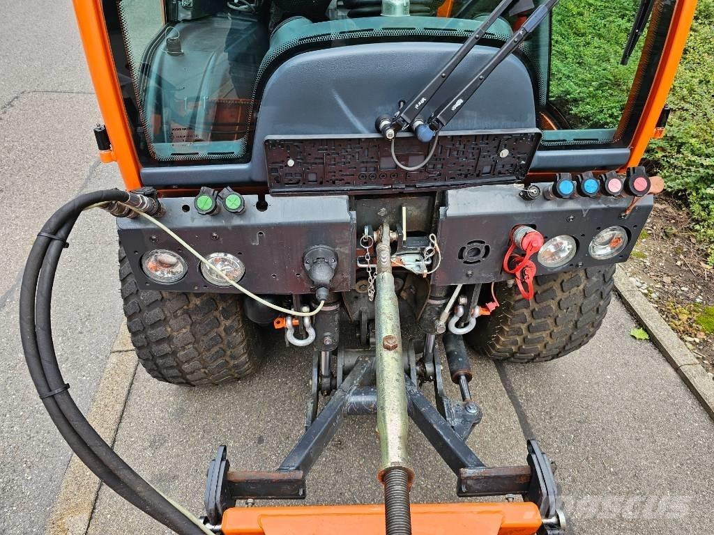 Holder C270 Коммунальные мини-погрузчики