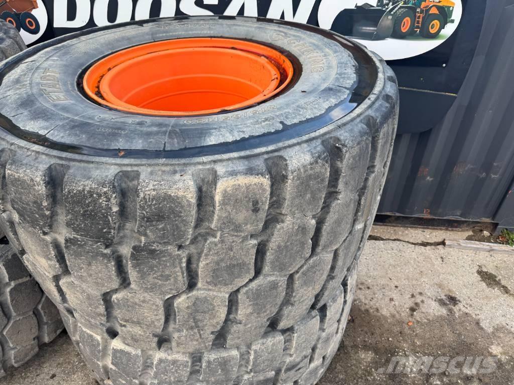 Develon DA 45 Шины и колёса