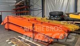 Doosan DX 225 LRA Экскаваторные стрелы