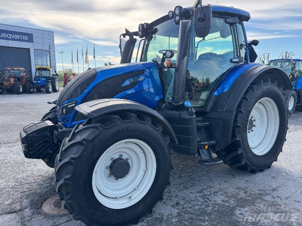 Valtra N 124 Трактора