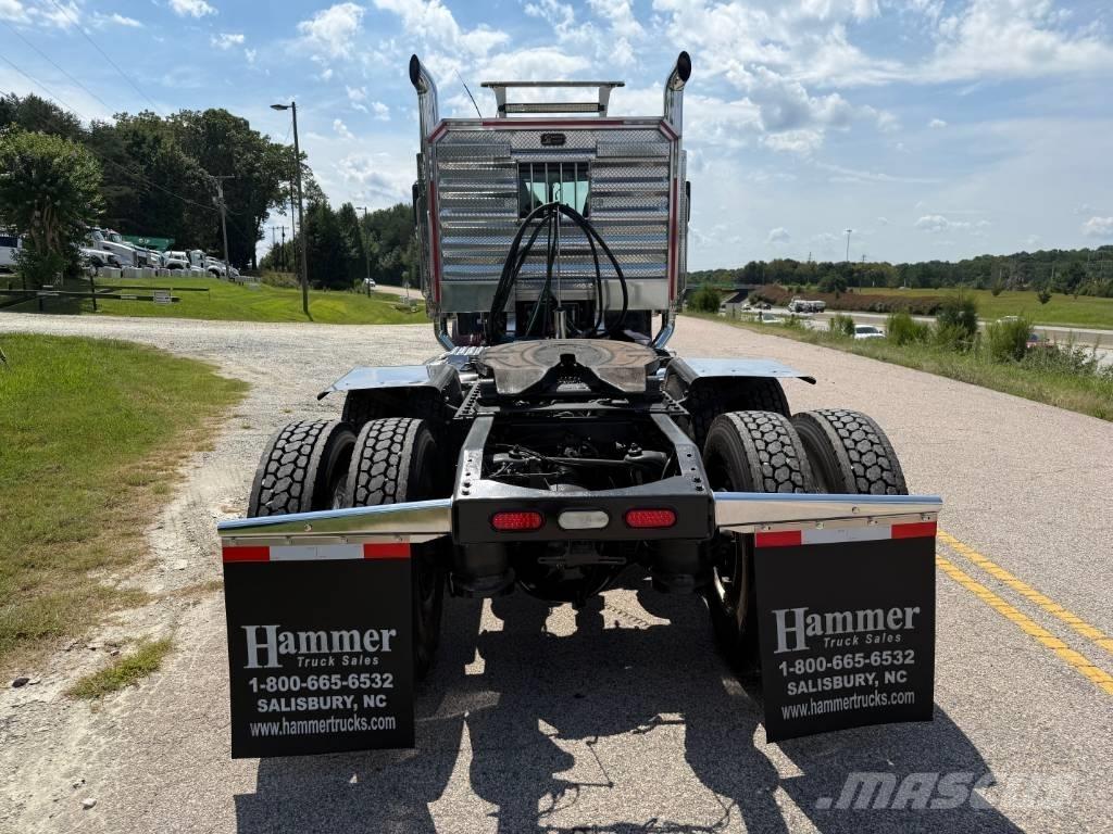 Peterbilt 389 Седельные тягачи