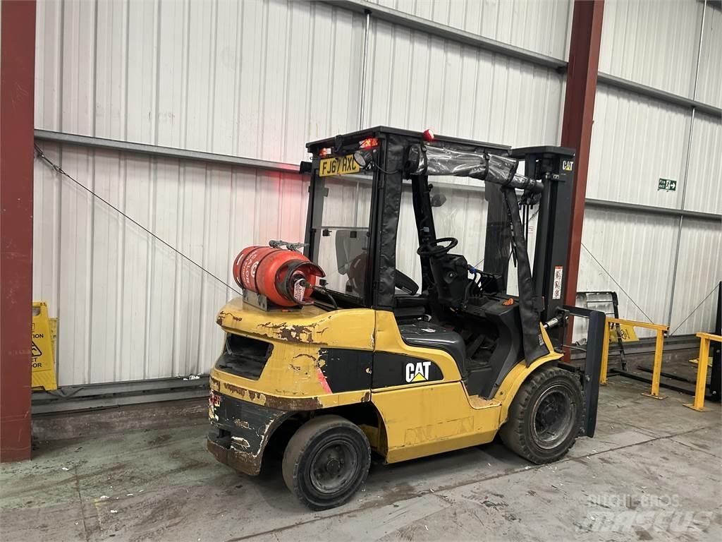 CAT GP35NT Газовые погрузчики