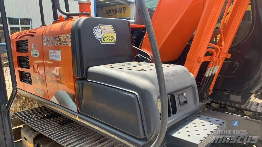 Hitachi ZAXIS120 Гусеничные экскаваторы