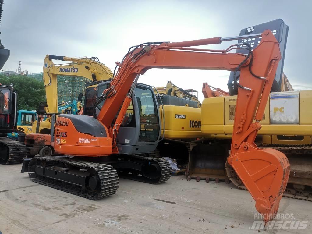 Hitachi ZX 75 Гусеничные экскаваторы