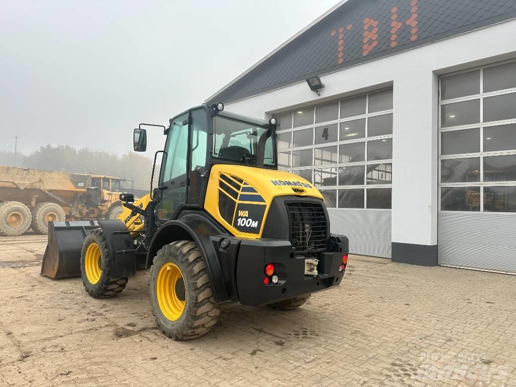 Komatsu WA 100 M-7 Фронтальные погрузчики