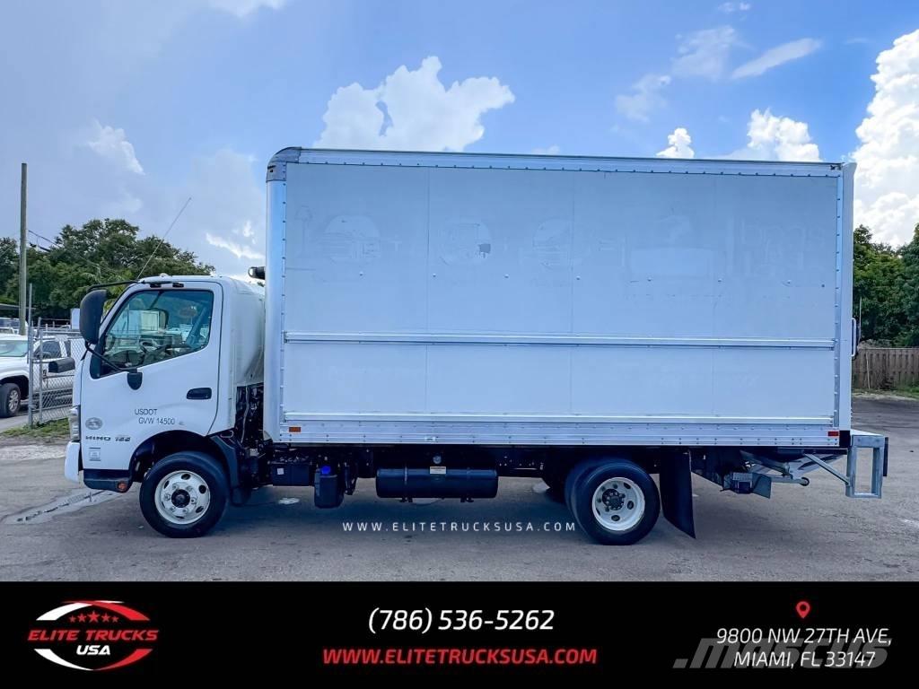 Hino 155 Грузовики-Фургоны