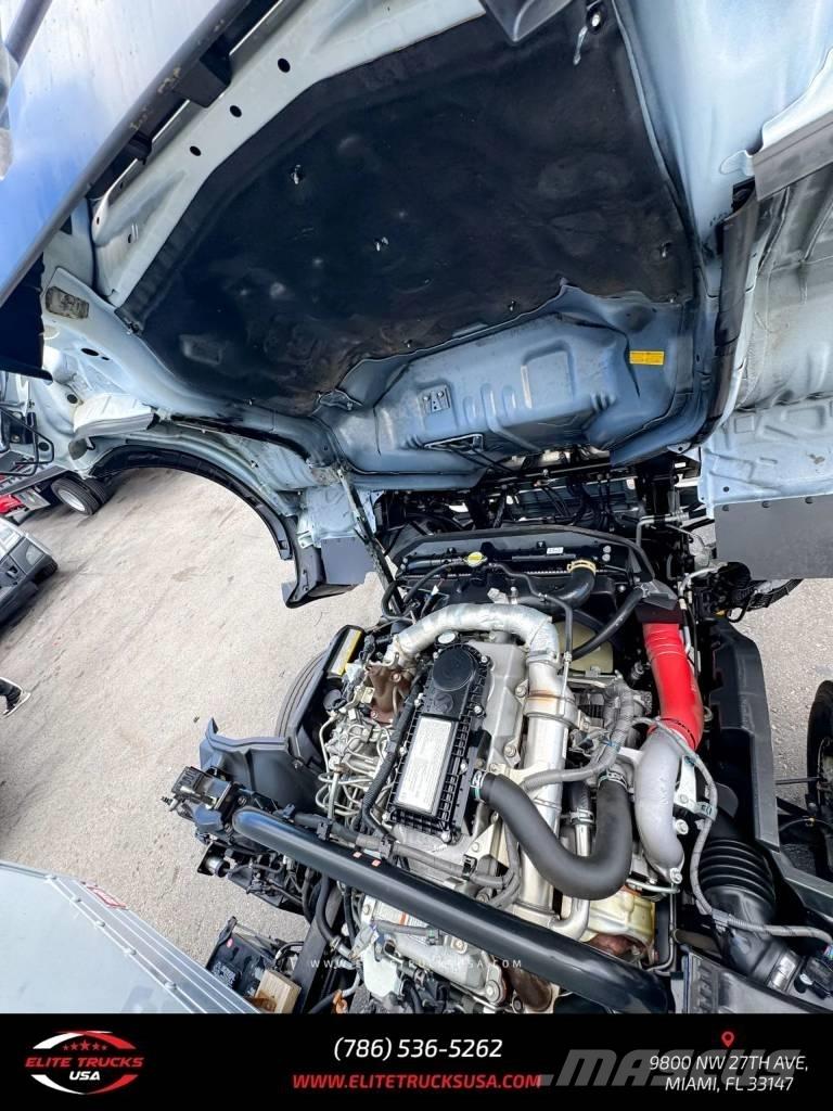 Hino 155 Грузовики-Фургоны